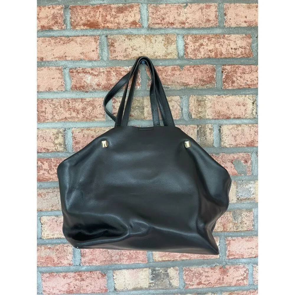 Monserat De Lucca Women's Leather Shoulder Bag Black